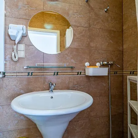 Pod Szczesliwa Siodemka ホームステイ Kuźnica