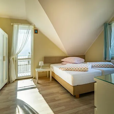 ホームステイ Pod Szczesliwa Siodemka