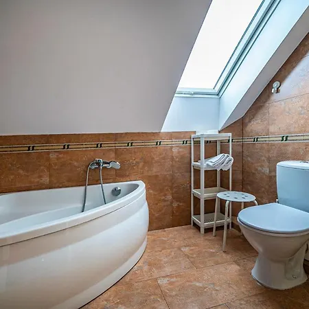 Pod Szczesliwa Siodemka ホームステイ *